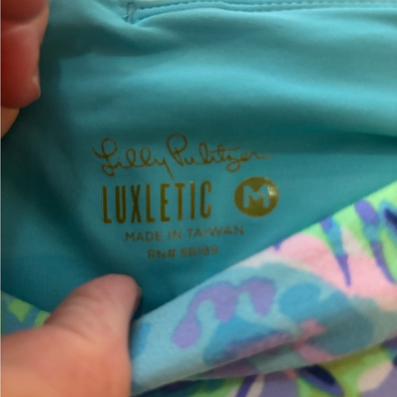 Lilly Pulitzer Floral Patterned Leggings size medium - Picture 2 of 2